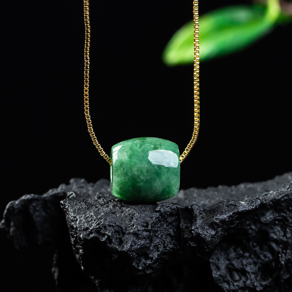 Pendentif en perles de Jade vé - Vintage Fashion Necklace avis et prix