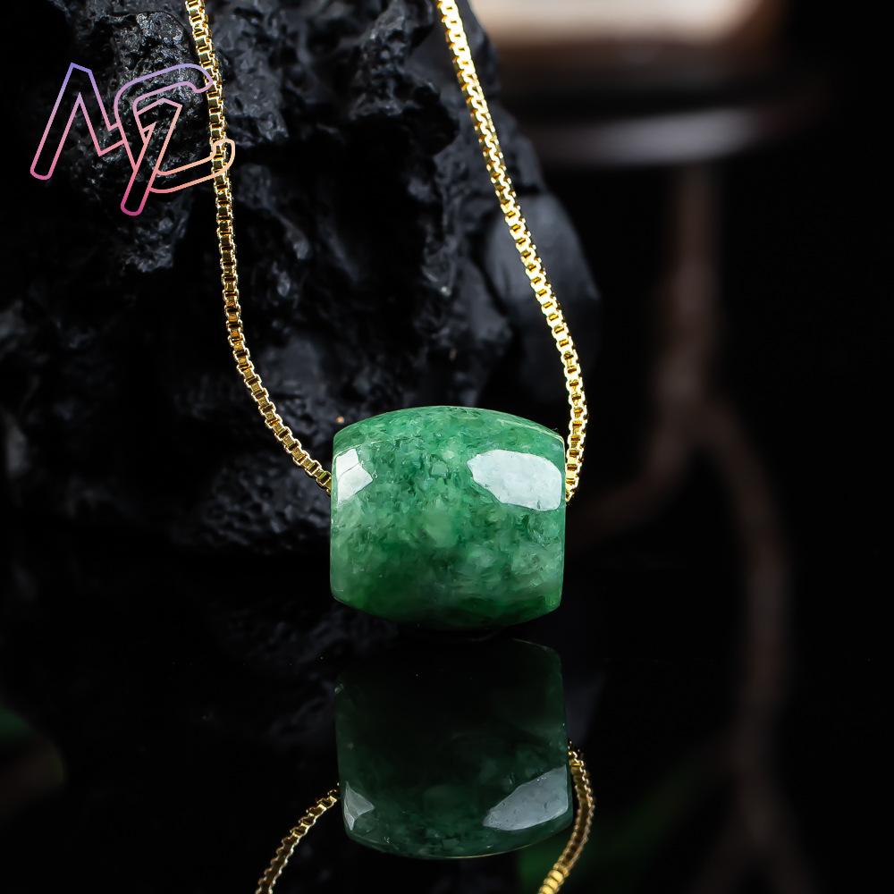 Pendentif en perles de Jade vé - Vintage Fashion Necklace avis et prix