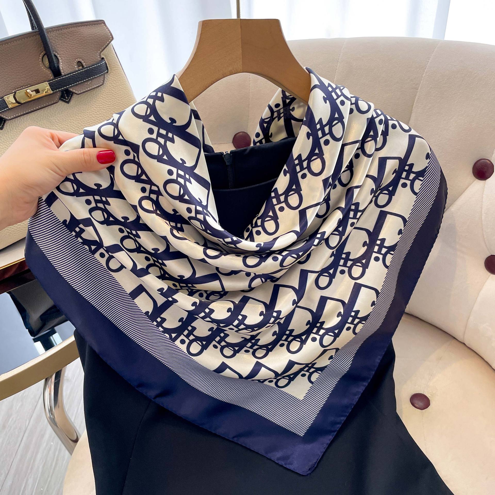 1 pièces 90cm foulard en soie  - Vintage Fashion Shop avis et prix